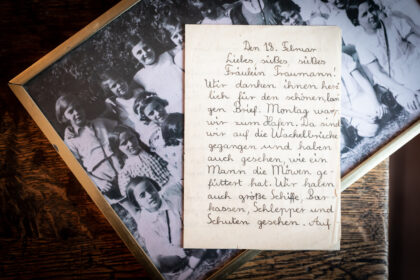 Brief von Ruth Moses an ihrer Klassenlehrerin mit Klassenfoto
