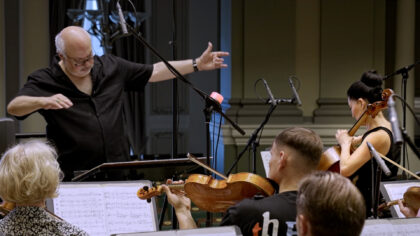 Emerging from the Shadows 00 40 51 12.Standbild034